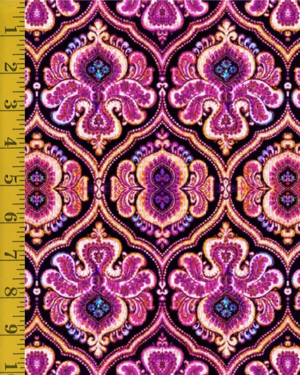 Qt Fabrics  Potpourri: Paisley Medallions - Magenta #25-6532